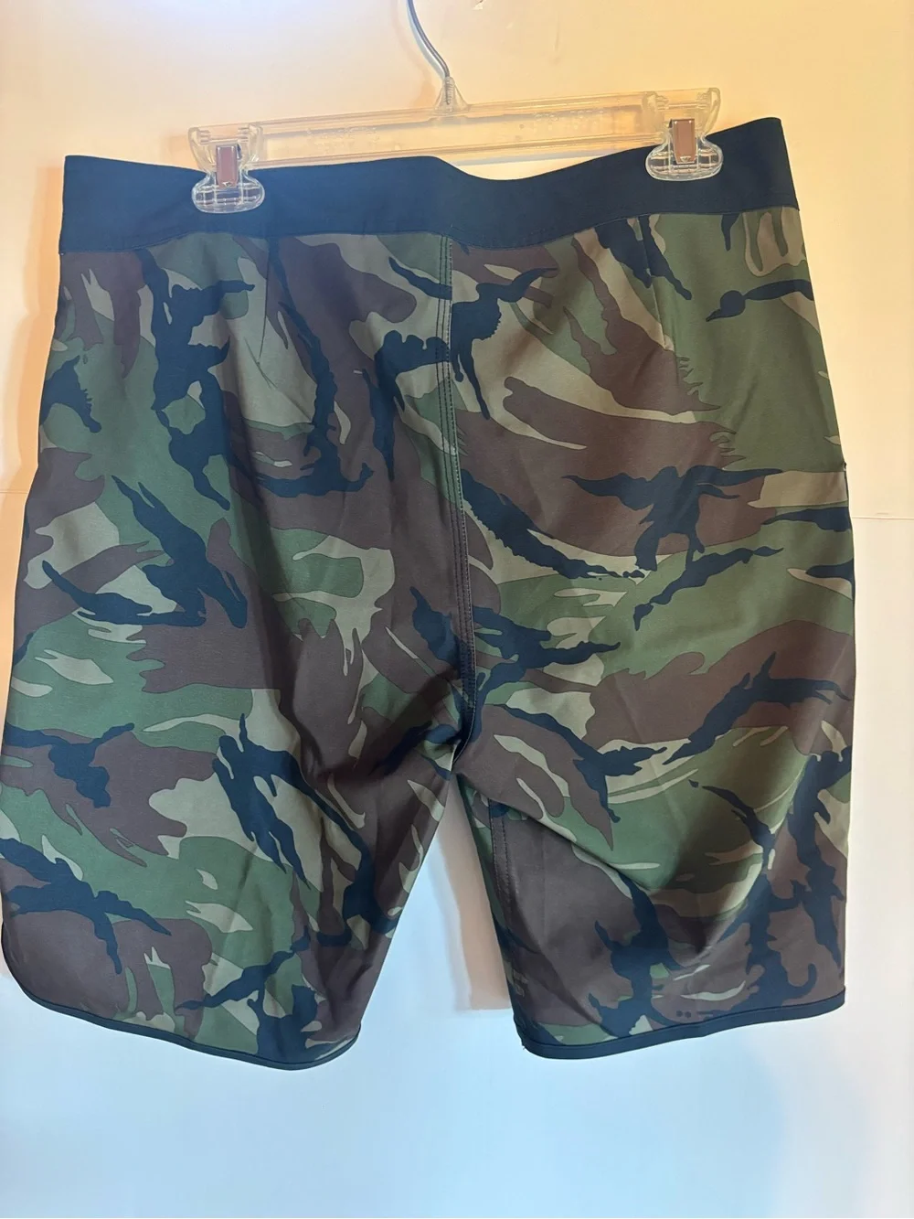 RVCA Men’s Camo Board Shorts Green Brown Black Camo, size 34 NWT